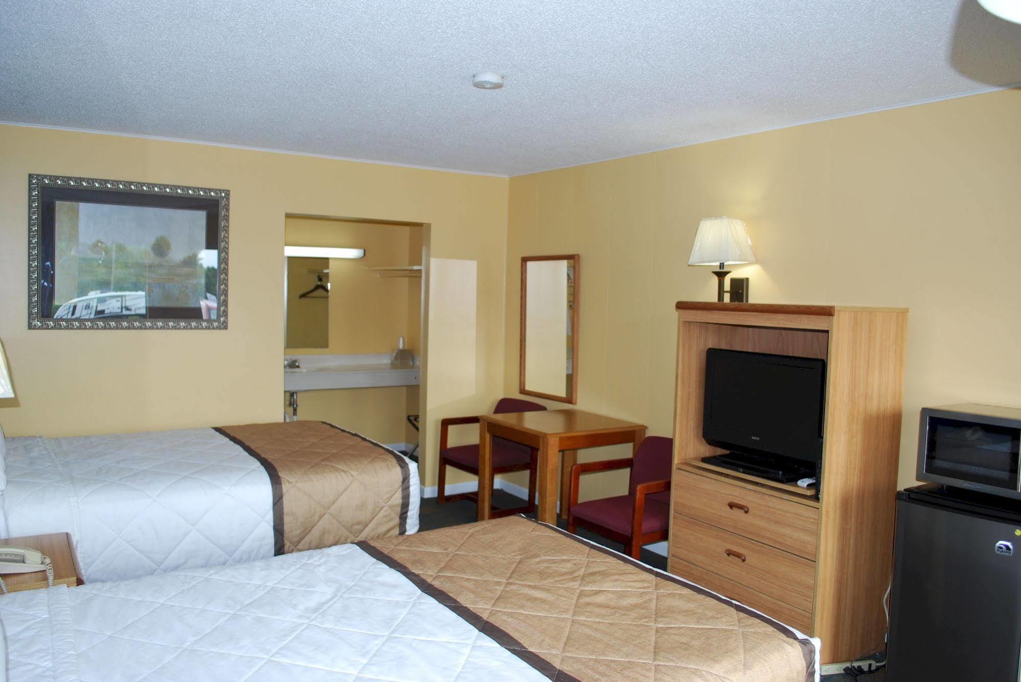 Duffys Motel - Calhoun Exterior photo